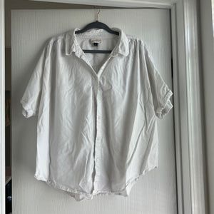 Universal Thread Basic Short Sleeve Button Up